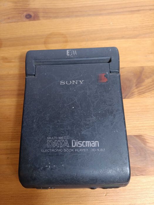 Sony multi meda data discman electronic book player DD-10BZ