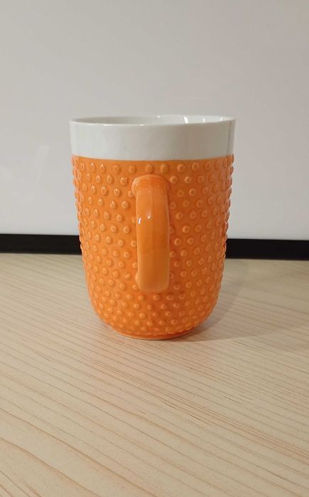 Kubek ceramiczny Home&You Textur, pomarańcz, kropki 3D, 350 ml.
