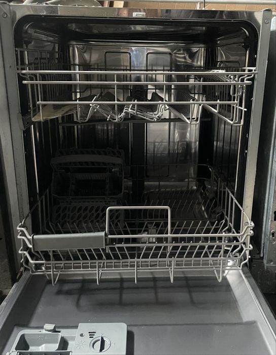 Посудомийка sharp