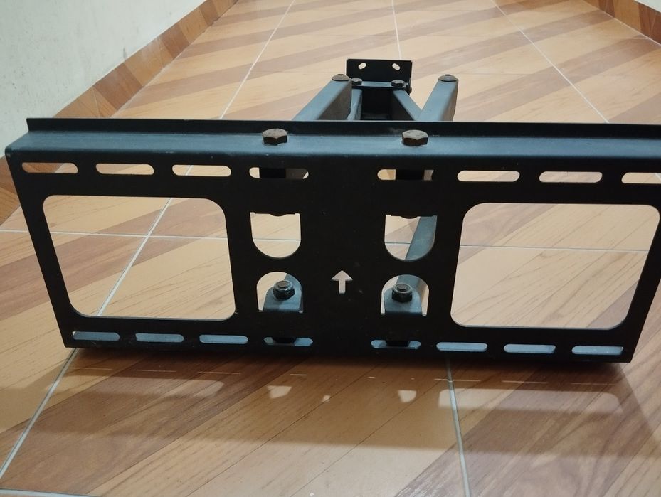 Sprzedam uchyt na telewizor 55 cali