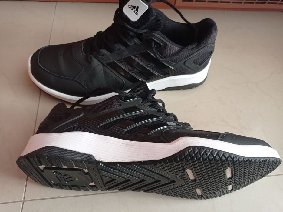 Adidas nr 46 stan bardzo dobry