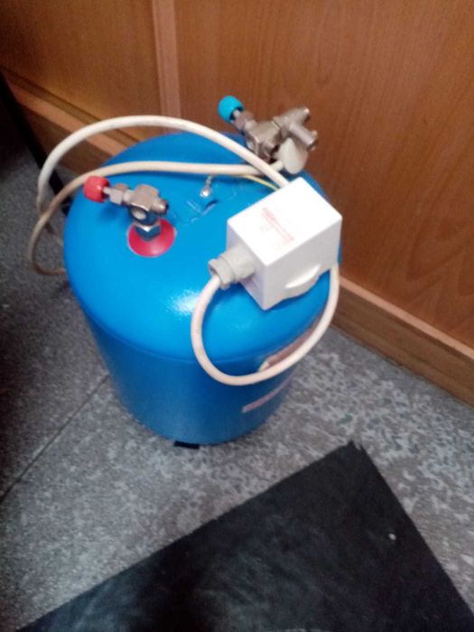 Termoacumulador próprio para cabeleireiro 25L