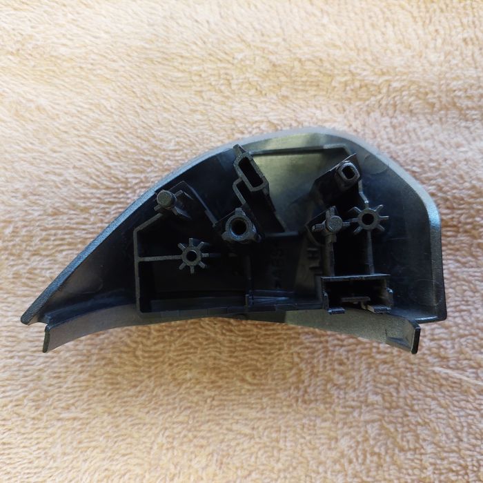 Крышка рулевого колеса Mitsubishi 8619A047