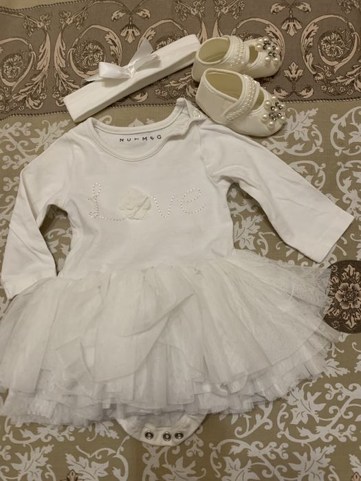 Платье и топачки  0-3 месяца