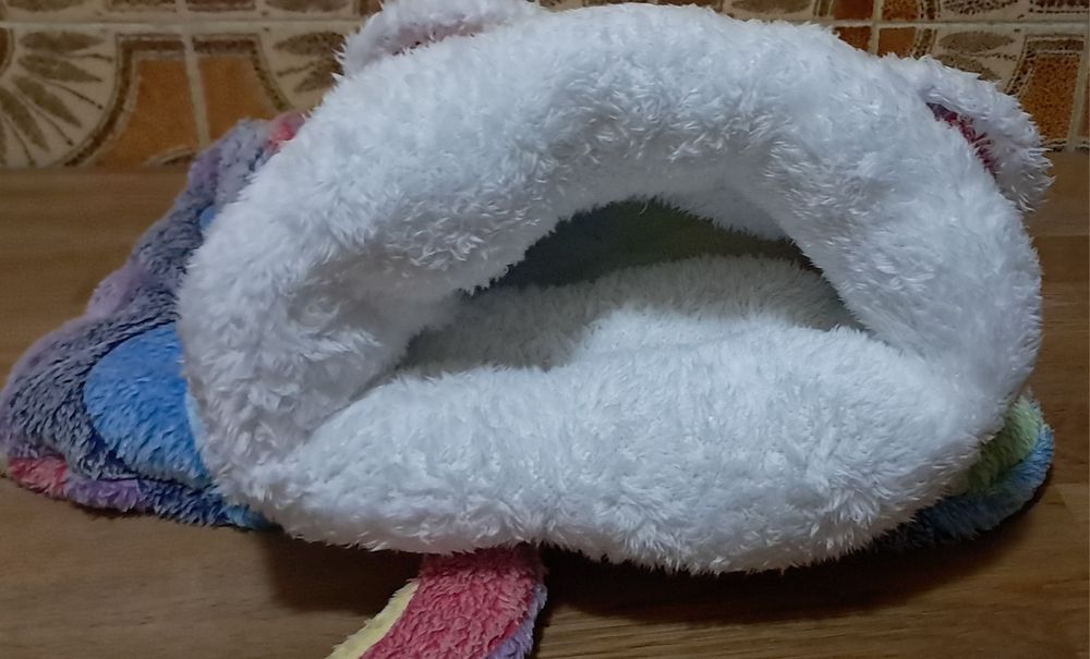 Toca tipo saco para gatos