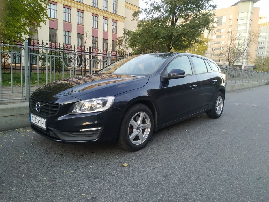 Volvo V60 kinetic 2.0D