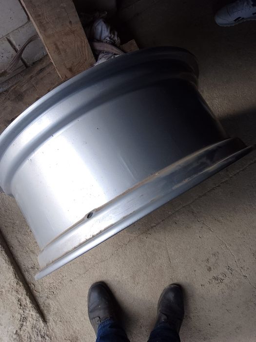 2x Felgi MF 255,3512( 28" na opony 14.9)