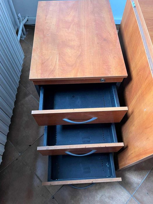 Komplet mebli biurowych Mikomax