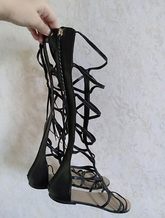 сандалі босоніжки stradivarius