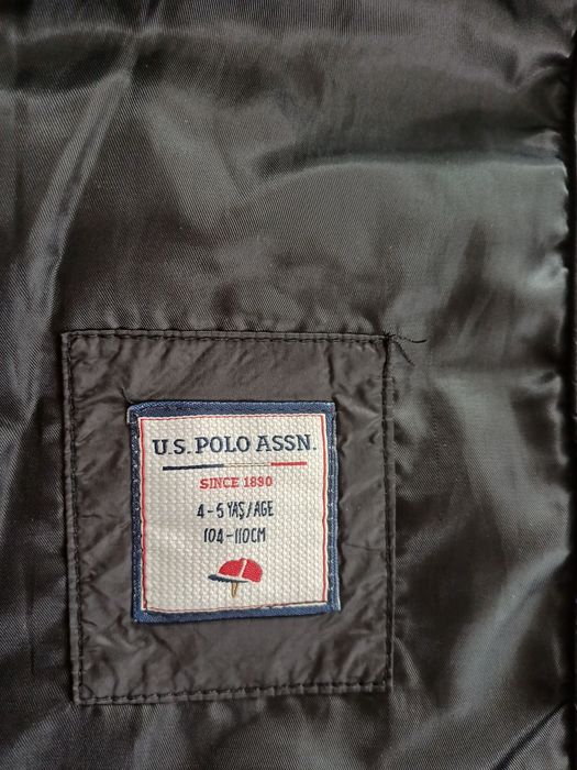 Куртка демісезон чорна