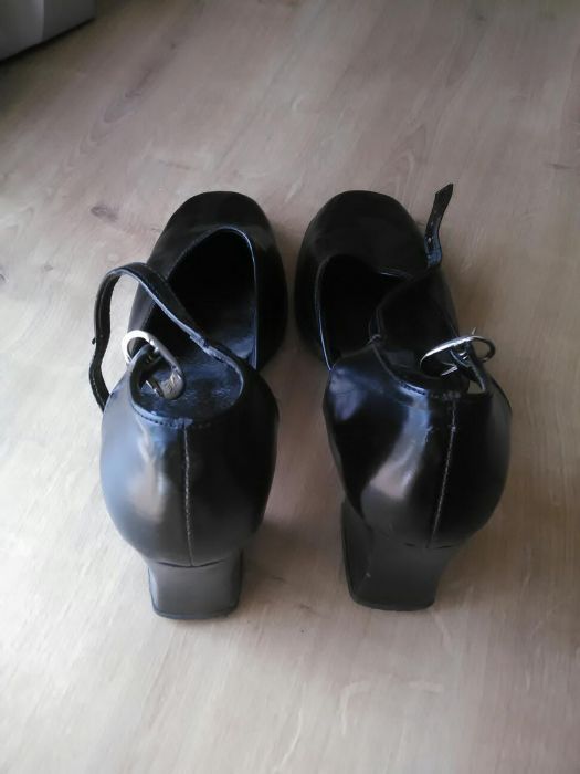 Buty damskie czarne rozmiar 39