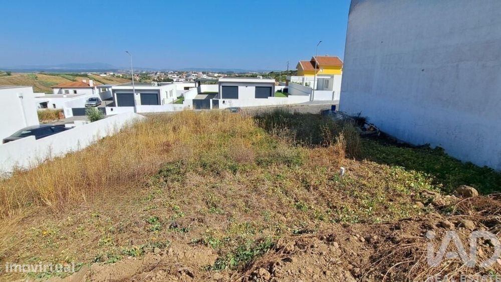 Terreno em Lourinhã e Atalaia de 224,00 m2