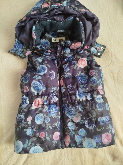 Жилетка тепла дитяча H&M 110-116