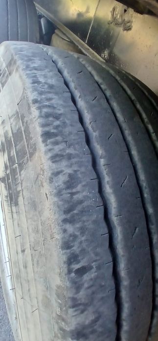 Продам грузовик рено в комплекте с полуприцепом,в отличном состоянии.