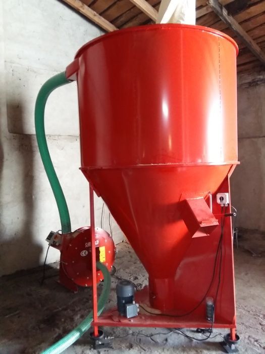 Мини комбикормовый завод комплект под ключ смеситель кормов