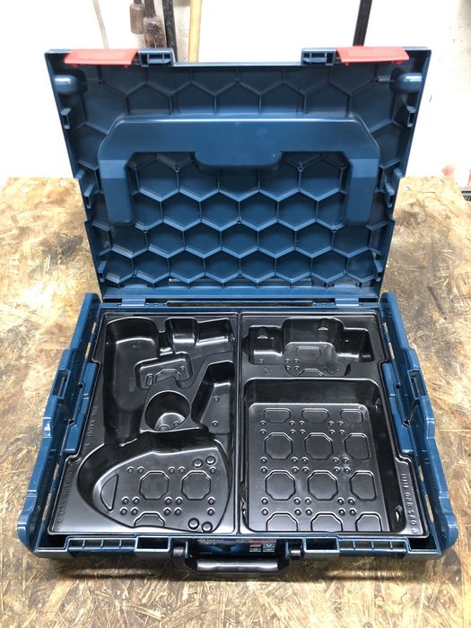 Skrzynka na elektronarzędzia Bosch l-box