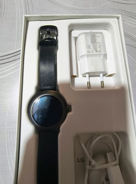 Sprzedam zegarek smartwatch LG Watch Style