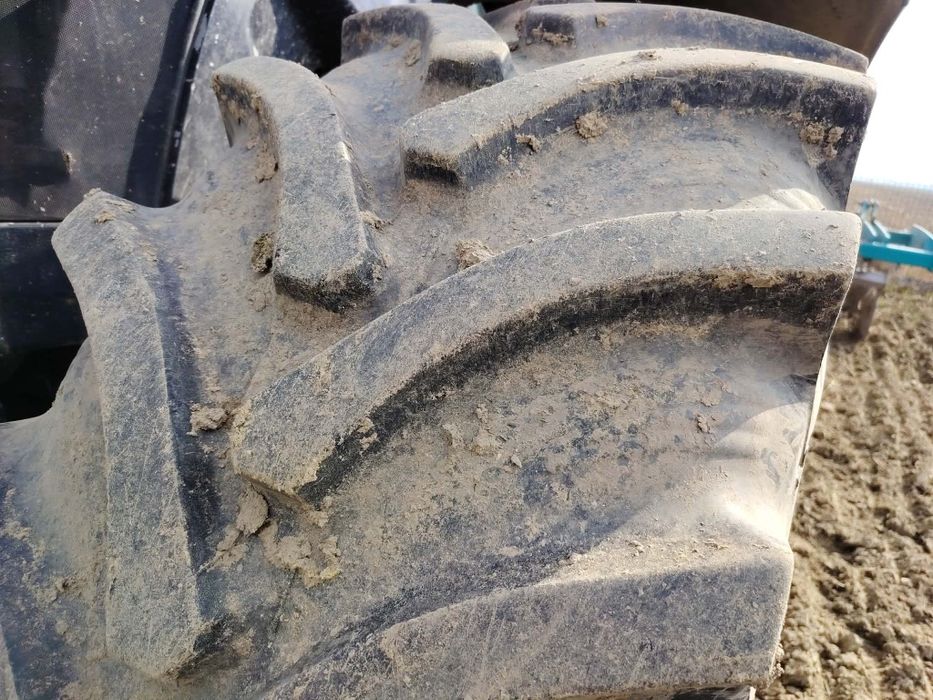 New Holland TL80a