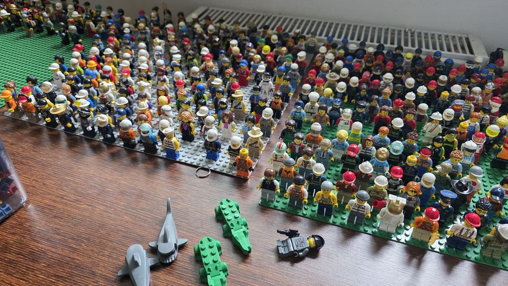 Minifigurki Lego city po 5 zł szt