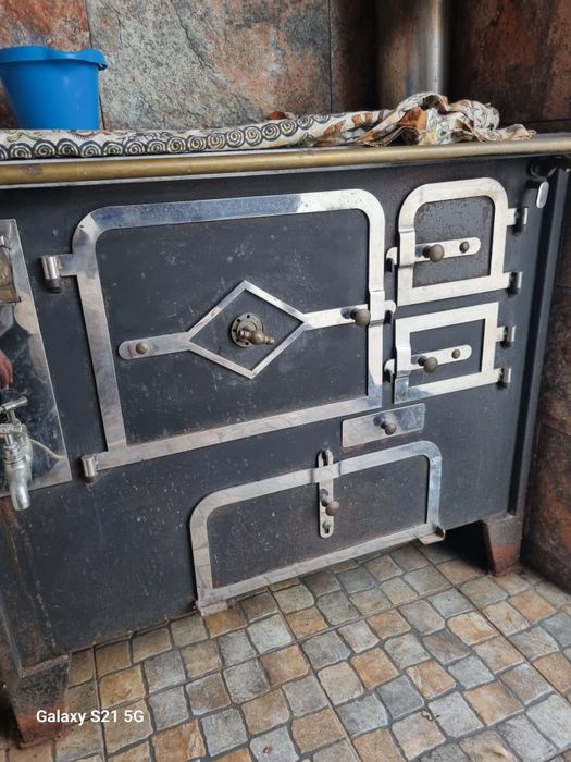 Vendo forno a lenha