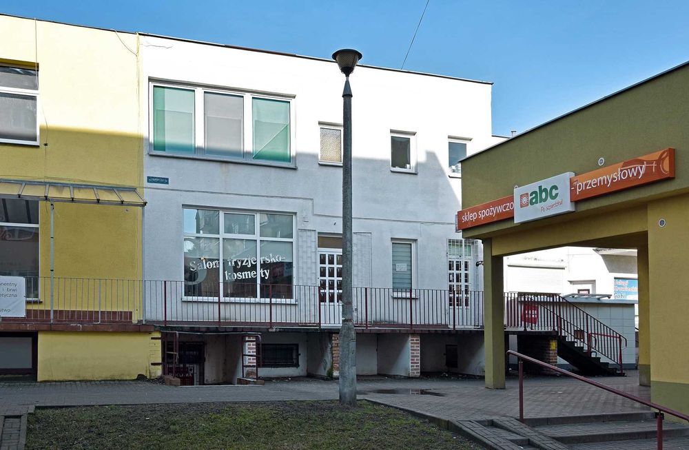 Lokal handlowo -usługowy T. Golloba 2b