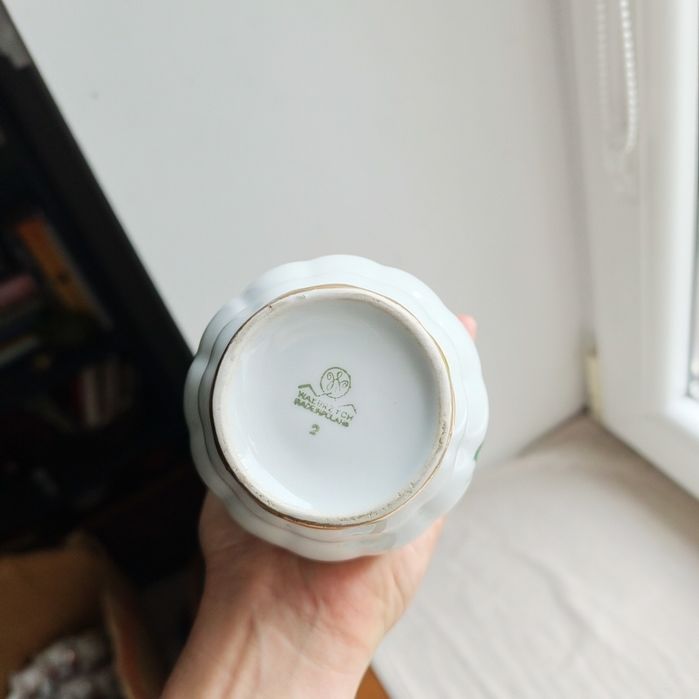 Wazon Wałbrzych w Kwiaty złocony Porcelana PRL