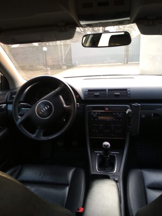 Audi a4b6. Продам.