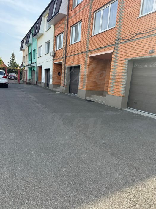 Продам Будинок Таунхаус 228м2, Гараж, с.Щасливе, 8кмКиїв