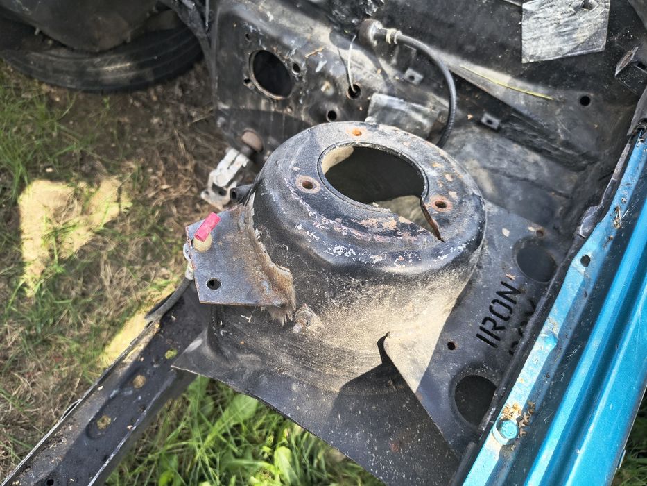 Bmw 3 e30 кузов з документами каркасом