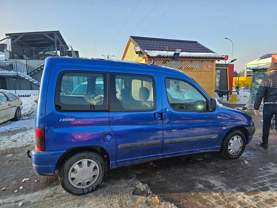 Citroen Berlingo 2001/1.4benzyna/5os/hak/opłaty akt