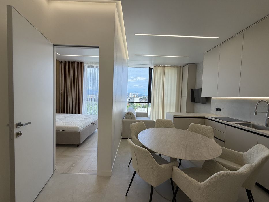 Продаж видової трикімнаткої по набережній , Uzh Towers