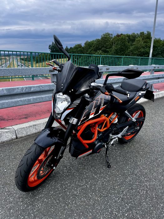 KTM Duke 390 (2017) - Perfekcyjny Stan, Gotowy do sezonu!