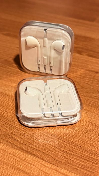 AirPods Apple com ligação jack