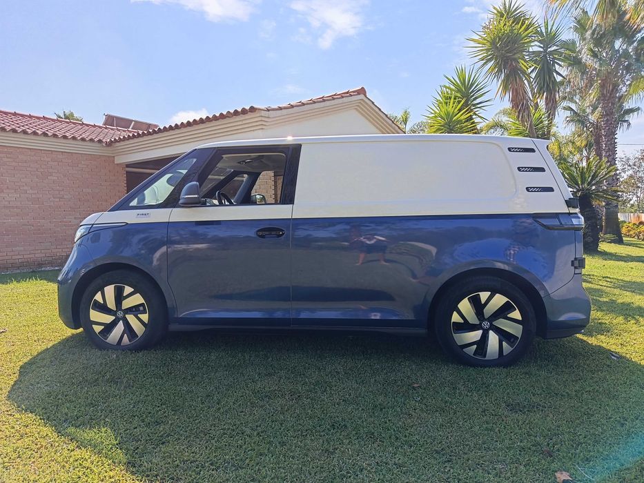 VW ID.Buzz Cargo 150 Kw - Série numerada Nr. 8/20 — photo 2