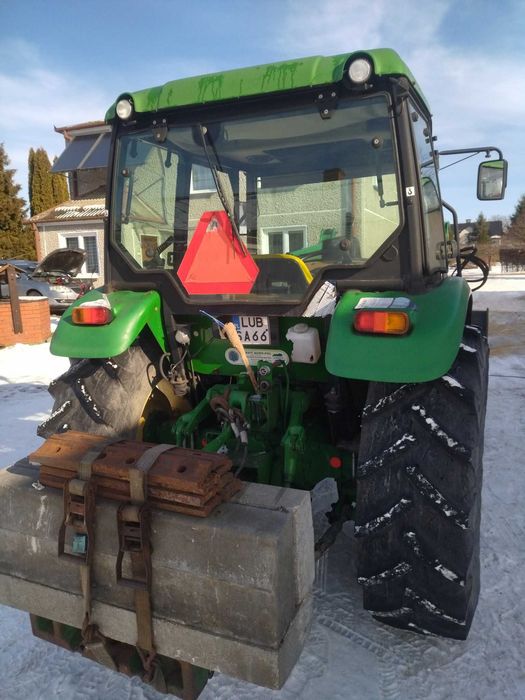 John Deere 5055e z ładowaczem czołowym