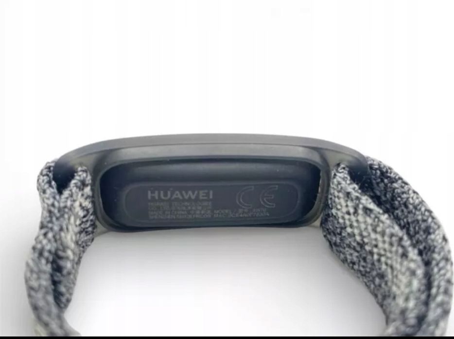 Huawei band 4e używany