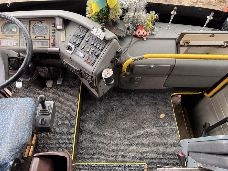 Продам автобус .Man