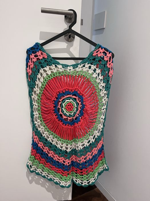 Vestido curto de praia em croché algodão