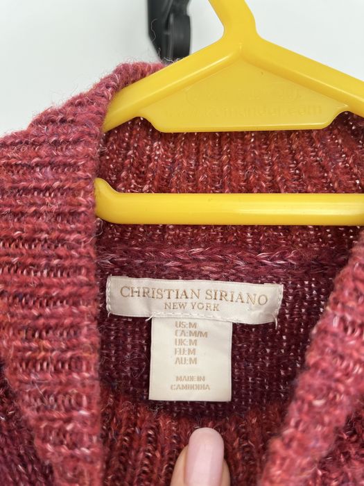 Sprzedam lekko uzywany sweter