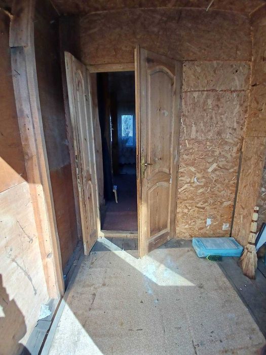 Продам дачу 64 м.кв. з виходом в лісок Музичі 22 км Київ ТОРГ