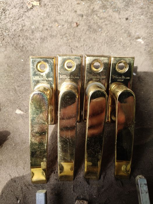 Петли латунные, замки, ручки