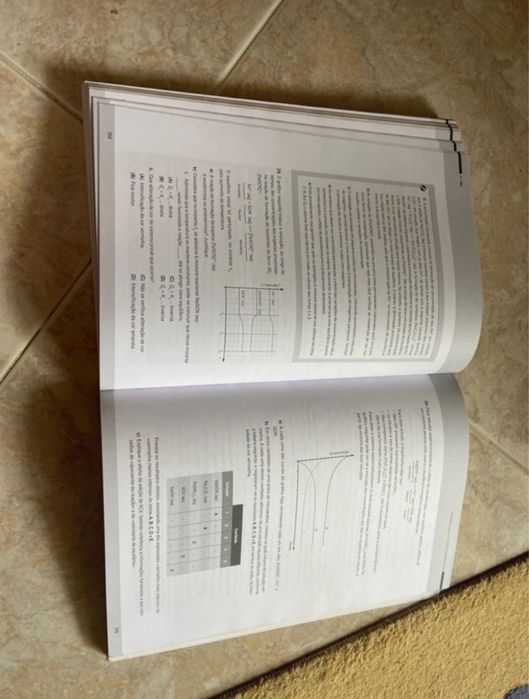 Livro de exercicios de fisica e quimica A