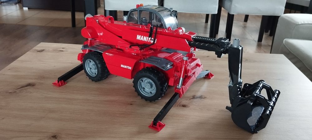 Bruder Manitou mrt 2150+ 02129