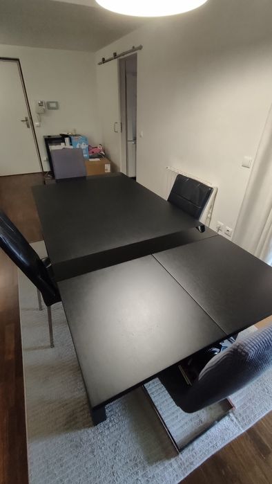 Mobília de sala (mesa de jantar + aparador)