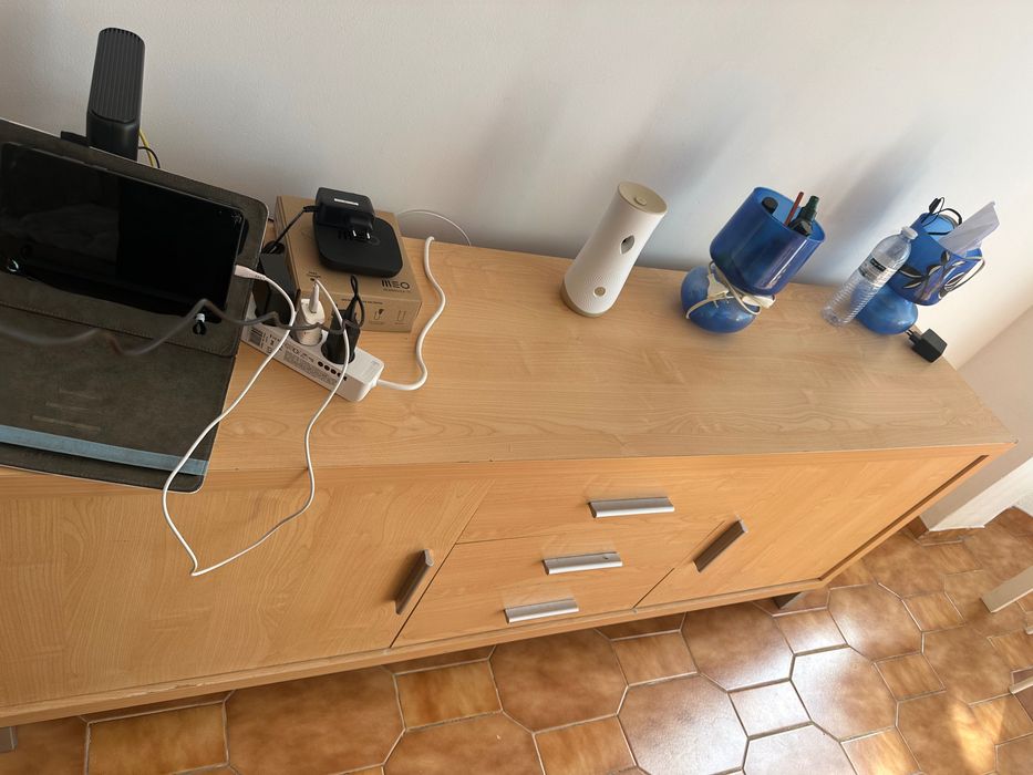 Estante de coloca na sala