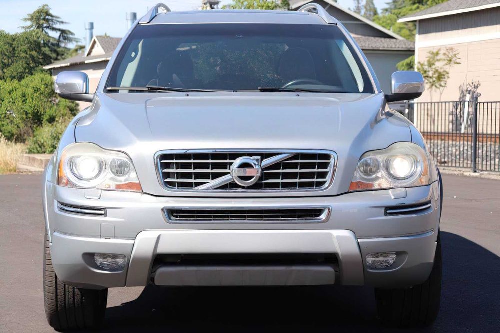Volvo XC90      2013