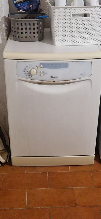 Vendo maquina de lavar loiça