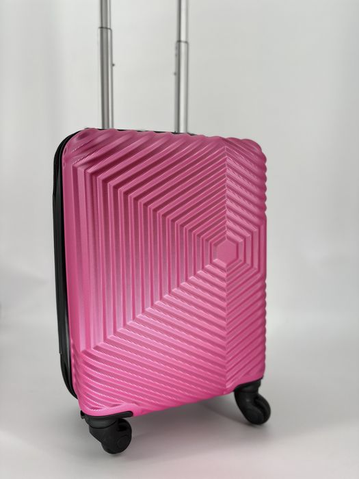 Nowa walizka pokładowa 40/30/20