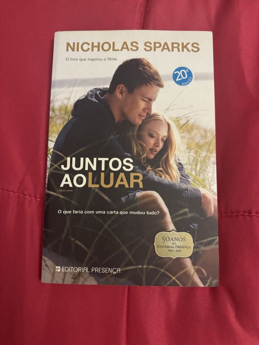 Livro Juntos ao Luar