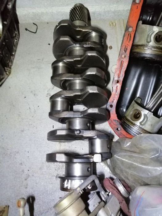 Cambota do motor Mitsubishi Canter 3.0 did 4M42 Em bom estado